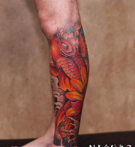 飞跃莲池，小腿鲤鱼彩绘纹身