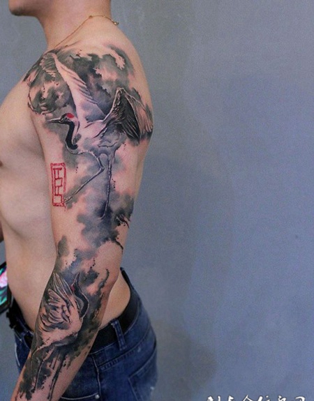 鹤舞潇湘，好看的中国风仙鹤花臂纹身