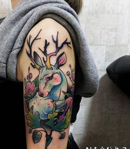 手臂彩绘麋鹿school纹身图案