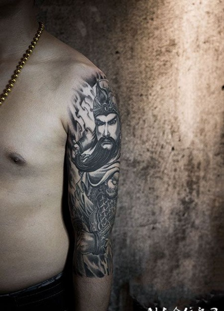 义薄云天，手臂关云长纹身图案