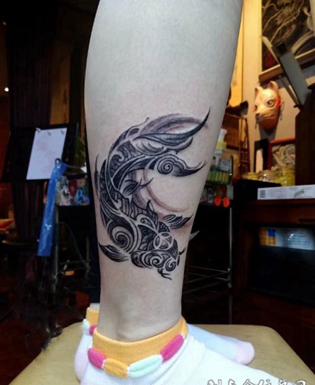 招财锦鲤，腿部鲤鱼图腾纹身图案