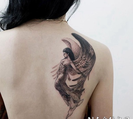 天国之梦，后背守护天使个性纹身