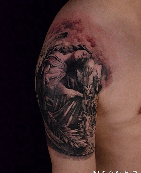 沉睡的天使，手臂守护天使个性纹身