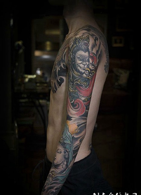 斗战胜佛与观音，花臂纹身图案