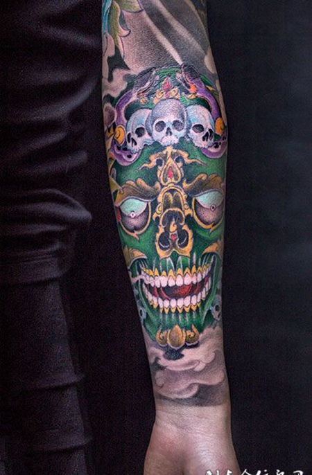 手臂骷髅王彩绘纹身图案