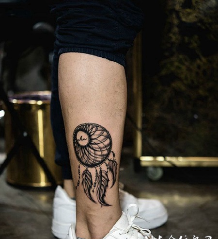 捕捉好梦，腿部捕梦网纹身图案