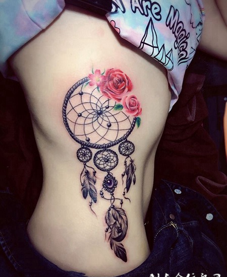 紧抓梦想，腰部玫瑰捕梦网彩绘纹身