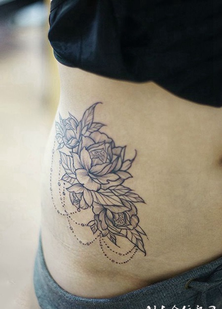 蓦然花开，腰部玫瑰花简约线条纹身