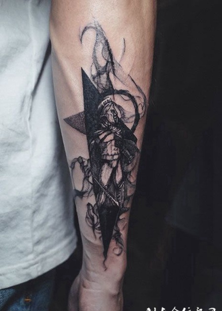 手臂斯巴达勇士纹身图案