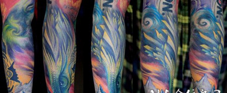 胳膊上的插画鹰纹身