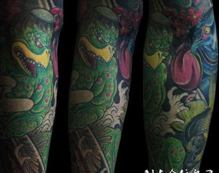 小腿上的传统河童纹身