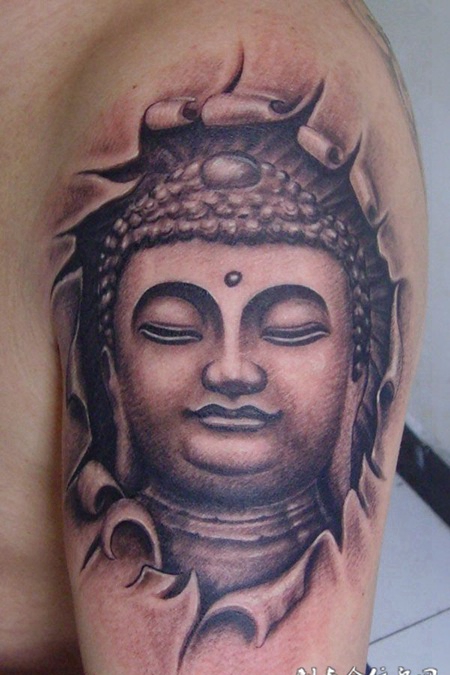 胳膊上慈祥的佛像纹身