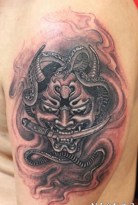 胳膊纹身：传统般若