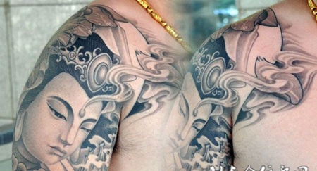 传统男观音肩膀纹身