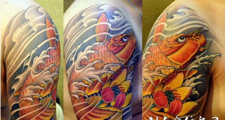 胳膊上的板甲鲤鱼纹身
