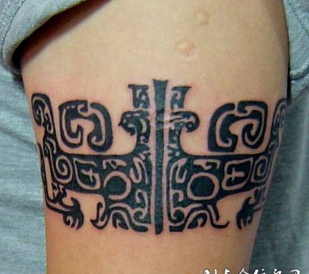 象形图腾中国风纹身