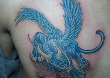 胸部蓝色穷奇纹身图案