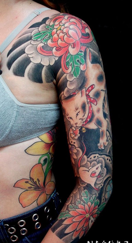 猫捉老鼠花臂纹身