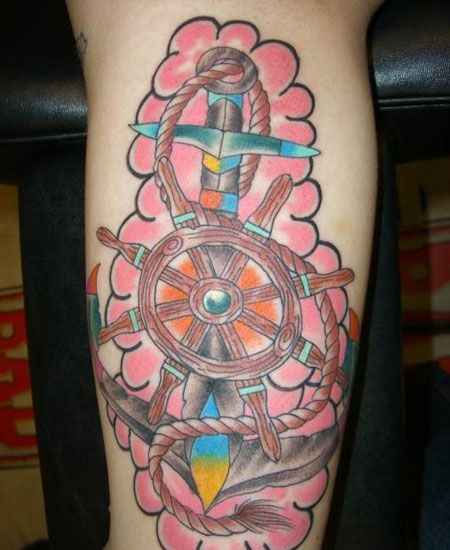 大臂粉色船锚船舵纹身图案