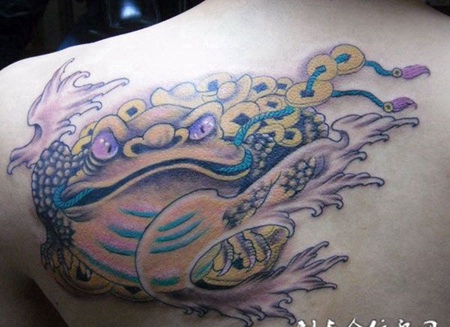 传统招财金蟾纹身