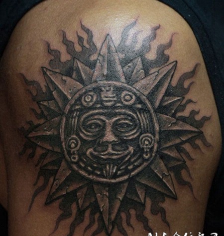 玛雅太阳纹身