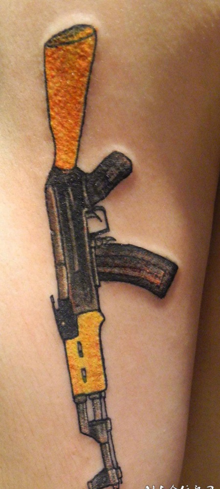 AK47手枪纹身
