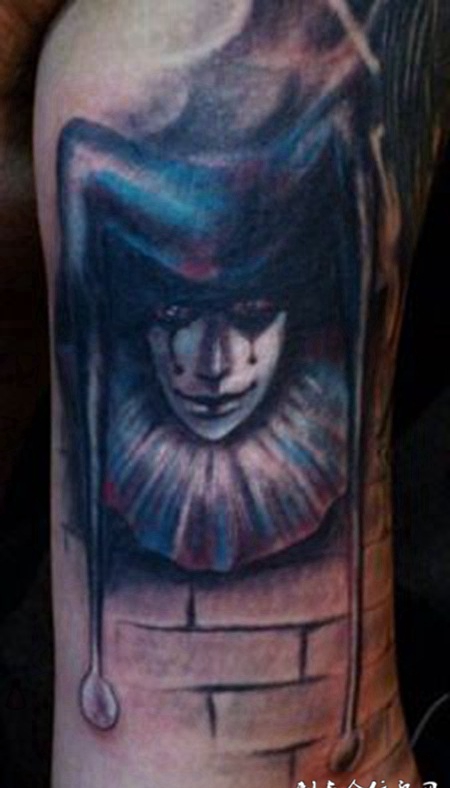 小丑纹身