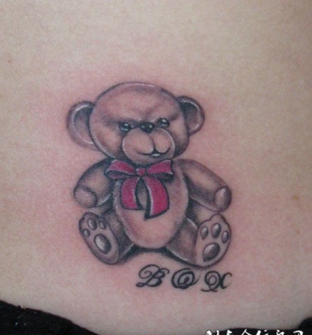 玩具熊纹身