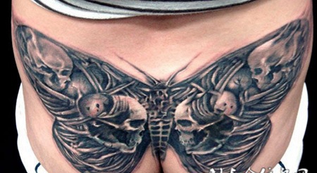 臀部鬼蝶纹身