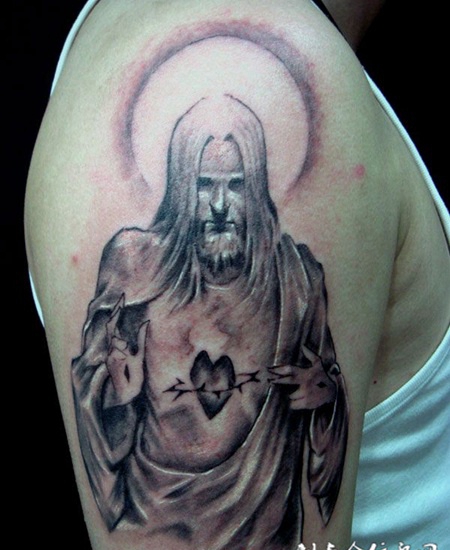 胳膊上的巫师纹身