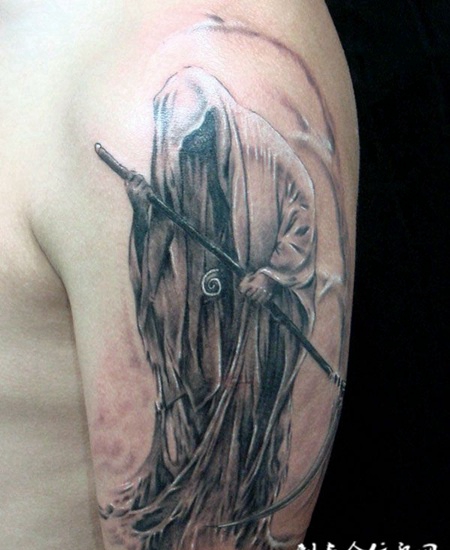 胳膊上的死神纹身