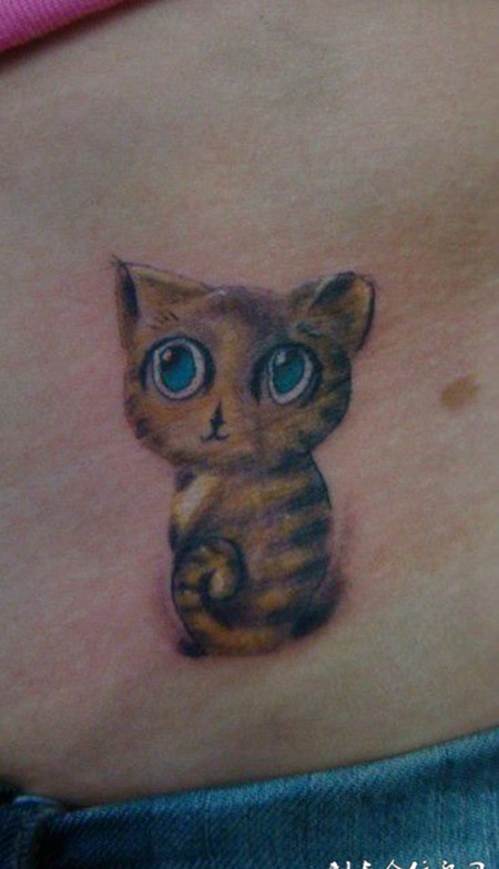 蓝眼睛小猫纹身