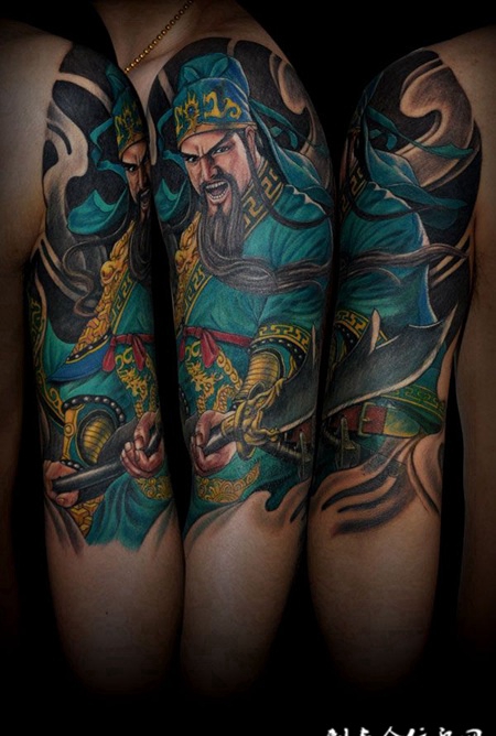 胳膊上的关公纹身