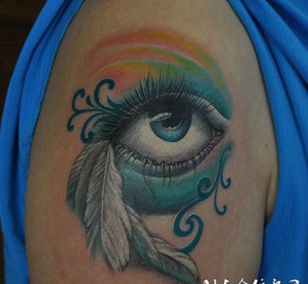 眼睛羽毛纹身
