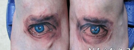 脚面上的眼睛纹身