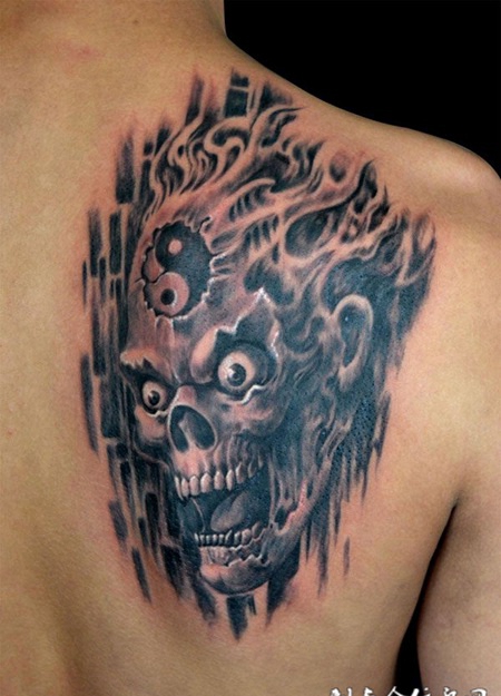 骷髅太极图纹身