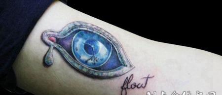 胳膊上的眼睛时钟纹身