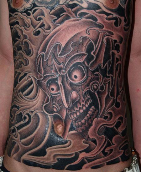 腹部海浪嘎巴拉纹身图案