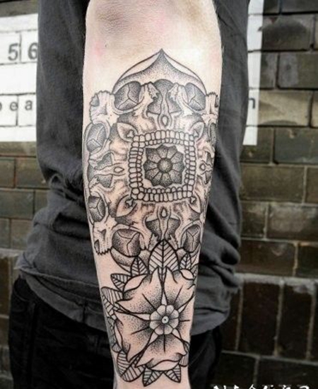 手臂个性梵花纹身图案