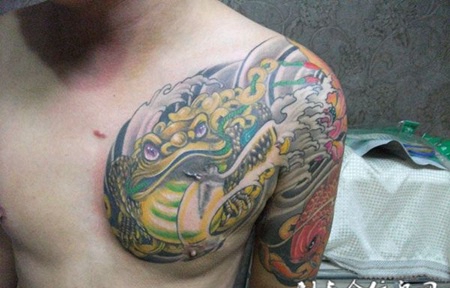 半胛蟾蜍鲤鱼纹身