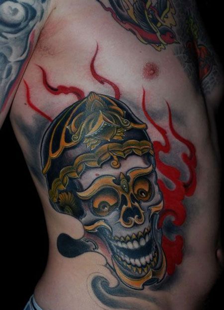 侧腰火焰嘎巴拉纹身图案