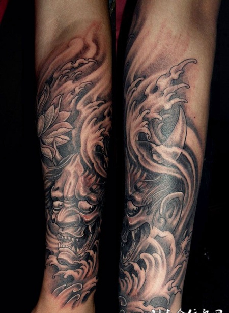 胳膊上的般若浪花纹身