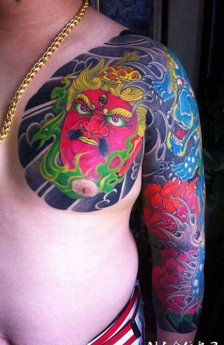 半胛牡丹二郎神纹身