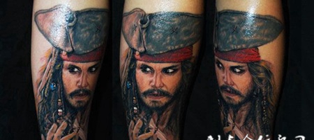 胳膊上的加勒比船长纹身