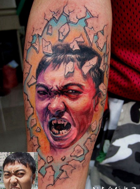 小臂恶魔化纹身