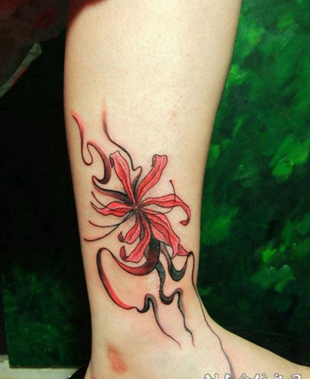 脚踝彼岸花纹身