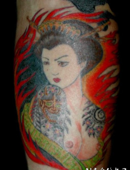小臂艺妓纹身