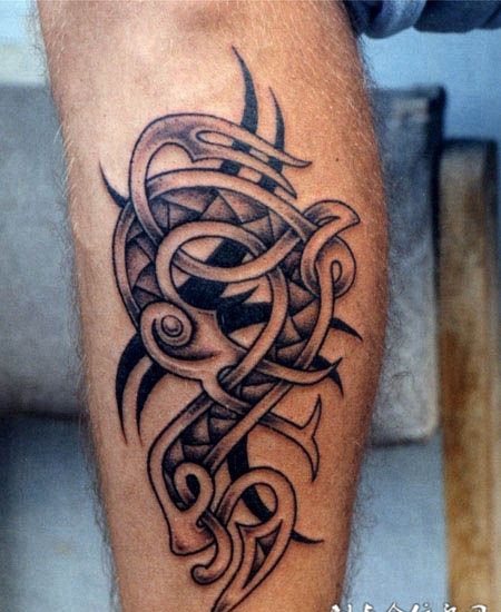 小腿凯尔特图腾纹身