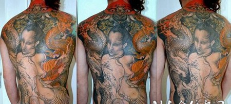 满背双龙艺妓纹身图案