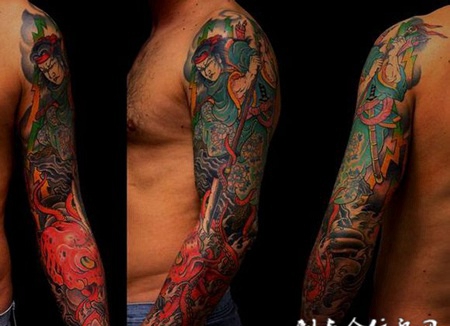 花臂武士章鱼纹身图案